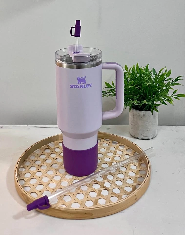 Stanley Quencher H2.0 40 oz – Original Orchid (Dark Logo)