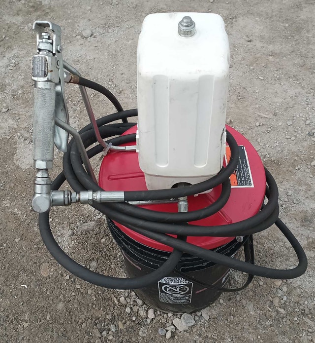 Lincoln Air/pneumatic Grease Pump Model 82716 - photo 4