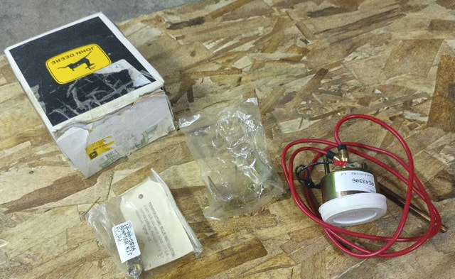Genuine John Deere RE43306 Temperature Gauge - photo 3