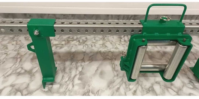Greenlee CTR200 Heavy Duty Cable Roller - photo 2