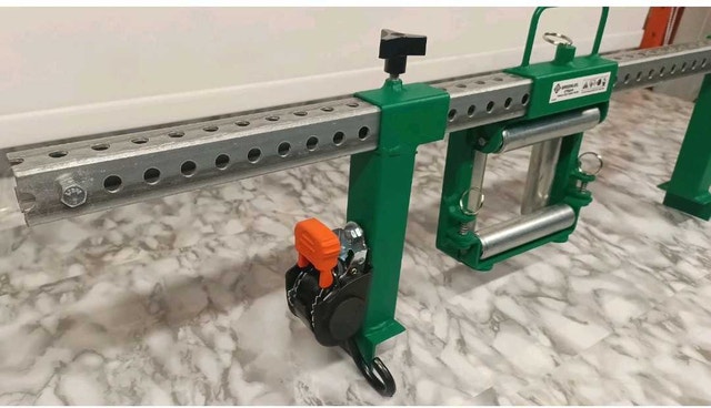 Greenlee CTR200 Heavy Duty Cable Roller - photo 3
