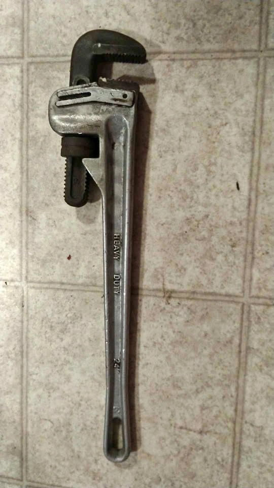 24" Pipe Wrench