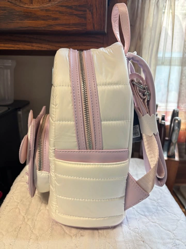 Loungefly Sanrio Exclusive Hello Kitty Quilted Mini Backpack - photo 4