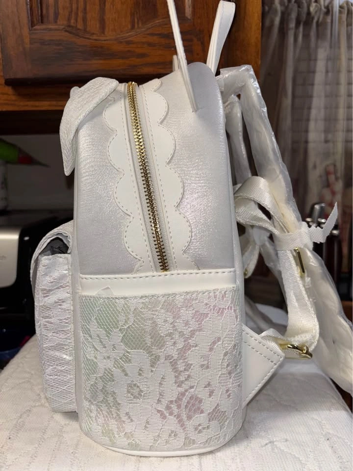 Loungefly Disney Minnie Mouse Iridescent Lace Wedding Backpack - photo 4