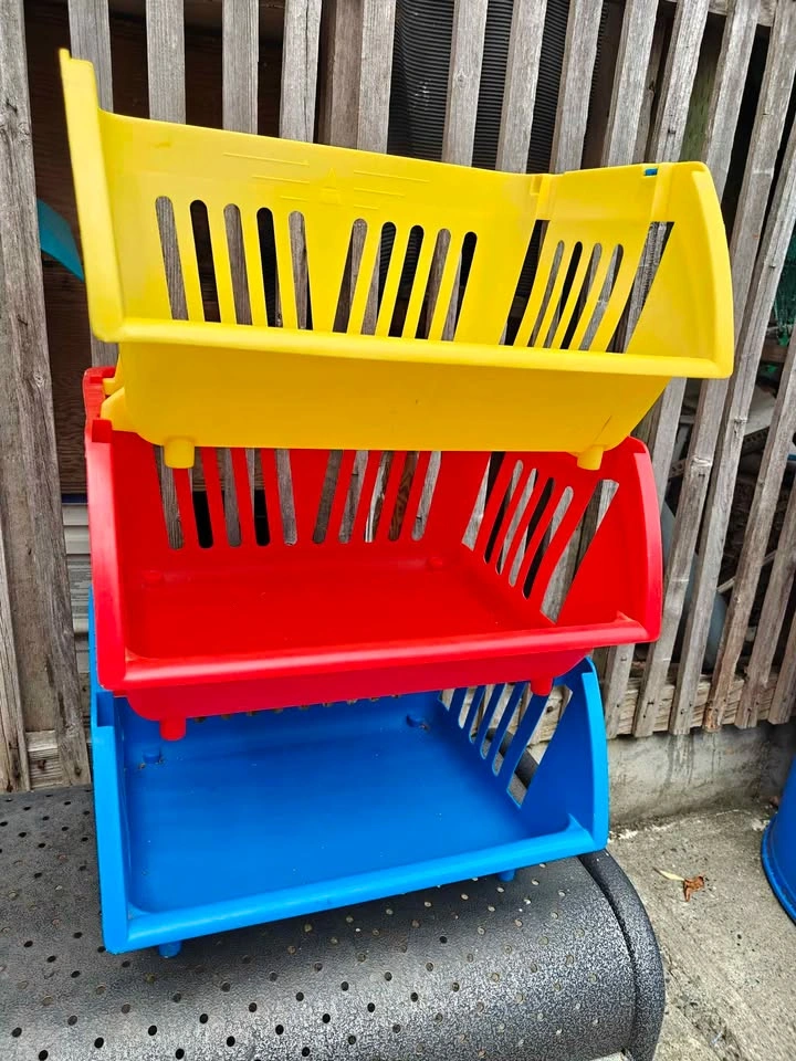 3-Tier Plastic Stacking Storage Baskets