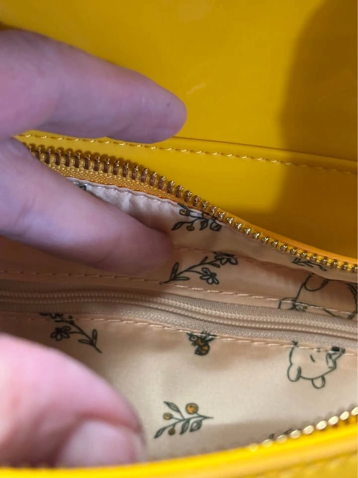 Loungefly Disney Winnie The Pooh Honey Pot Crossbody Bag - photo 4