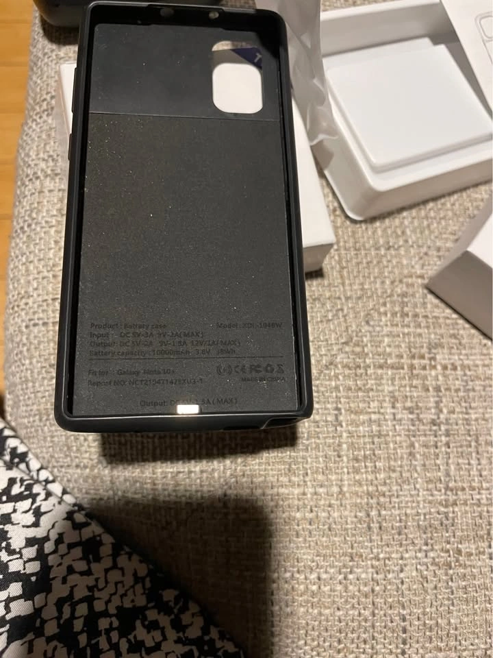 Cell phone battery case