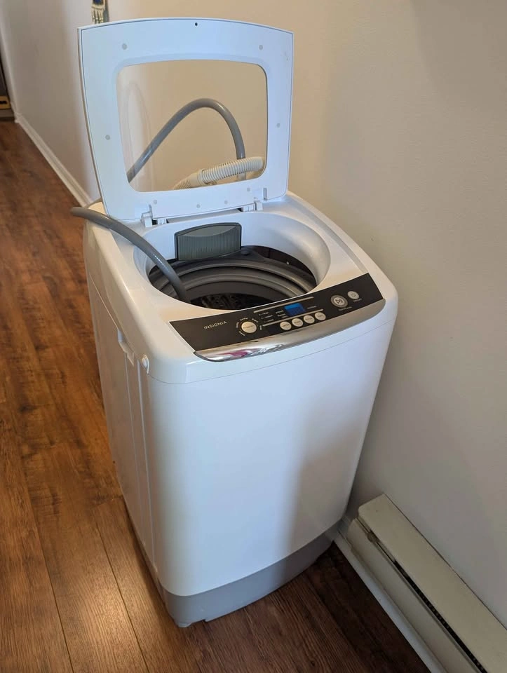 Insignia portable washing machine - photo 2