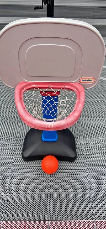 Little Tikes TotSports Easy Score Basketball Set