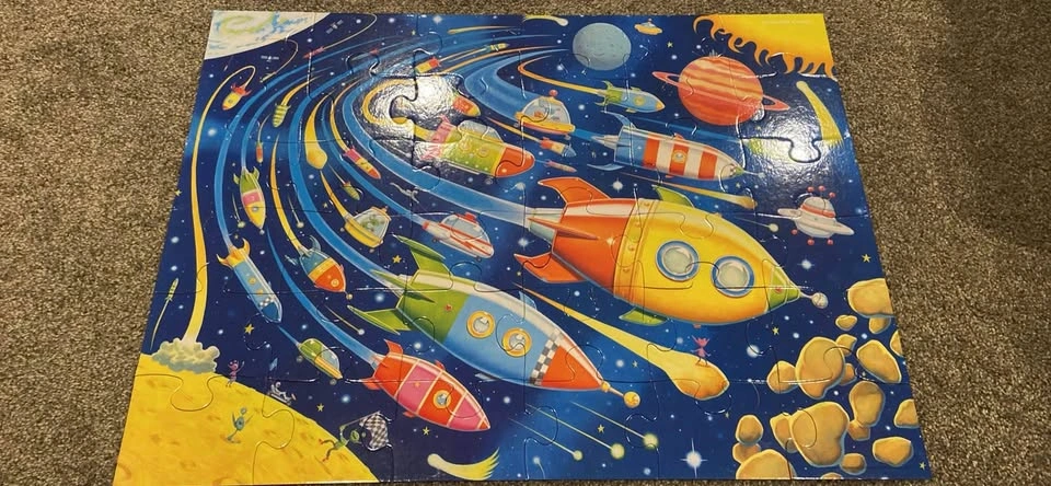Crocodile Creek Space Race Floor Puzzle - photo 2