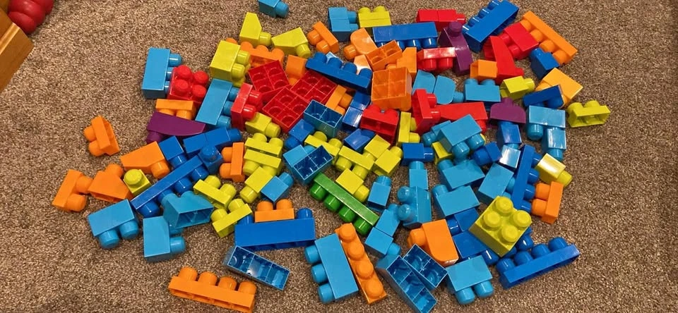 Mega Bloks Building Blocks Set