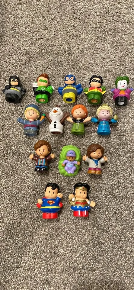 Fisher-Price Little People DC Super Friends and Disney Frozen Fi