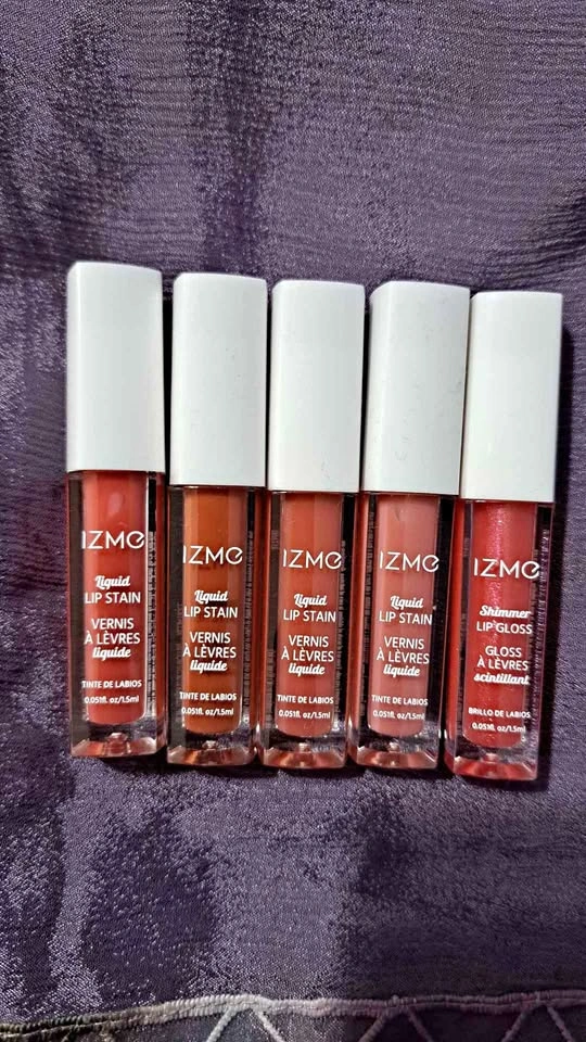 IZME Liquid Lip Stain and Shimmer Lip Gloss Set