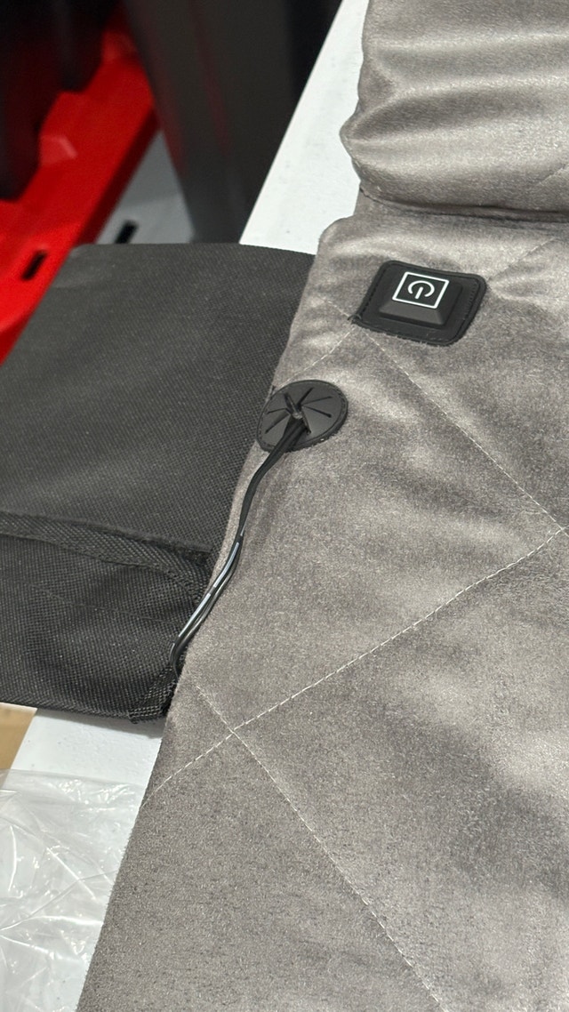Portable Heated Camping Seat Cushion! - photo 3