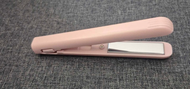 Mini Hair Straightener with Type C charging - photo 2