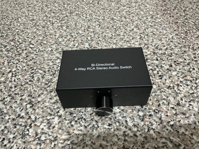 4-Way RCA Stereo Audio Switch - photo 3