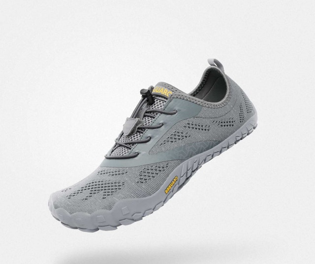 Breathable barefoot Shoes! Size 11