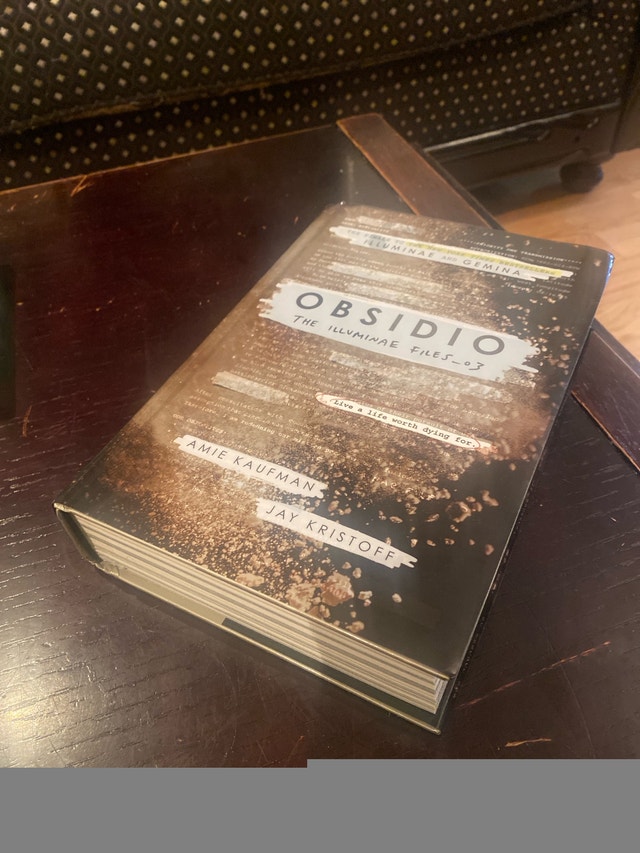 OBSIDIO, THE ILLUMINAE FILES- 03 - photo 2