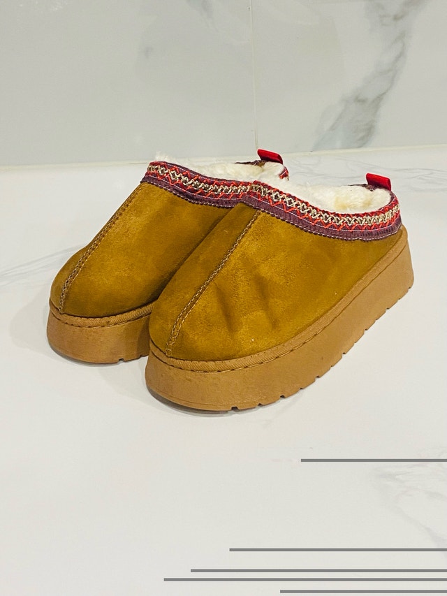 Womens OFF-BRAND Slides Platform! Size 7 - photo 4