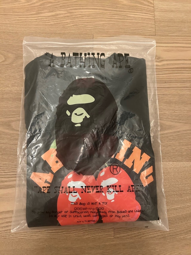 A Bathing Ape Cherry T-Shirt - photo 2