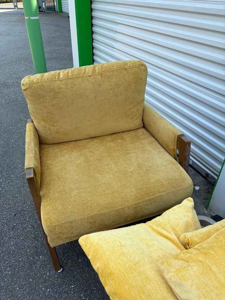 Storage Locker of Furniture for Sale - photo 4