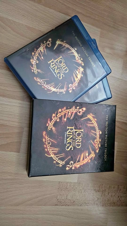 The Lord of the Rings: The Motion Picture Trilogy Blu-ray Set