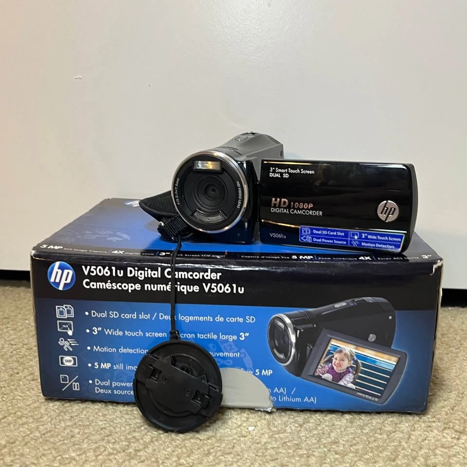 Vintage/ Y2K HP V5061u camcorder -mint - photo 5