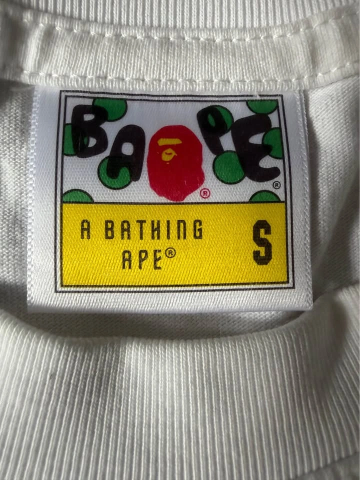 Red bape t shirt - photo 2
