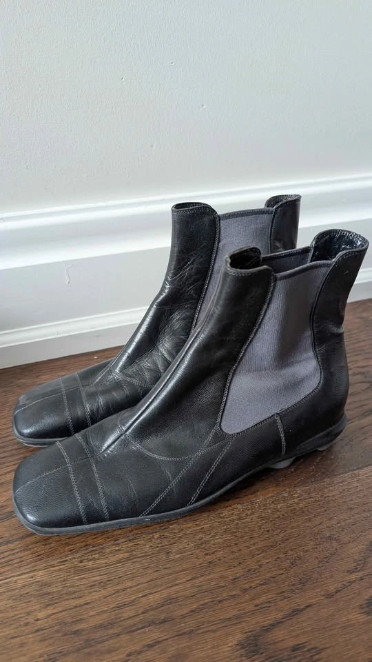 Vintage MiuMiu Leather Booties - Sz 5.5 - photo 2