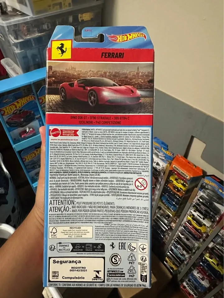 Hotwheels Ferrari 5 Pack - photo 3