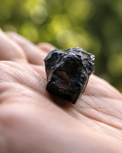 2 Chondrite Meteorites (12g and 7g) - photo 2