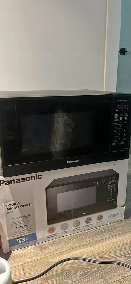 Panasonic The Genius Microwave