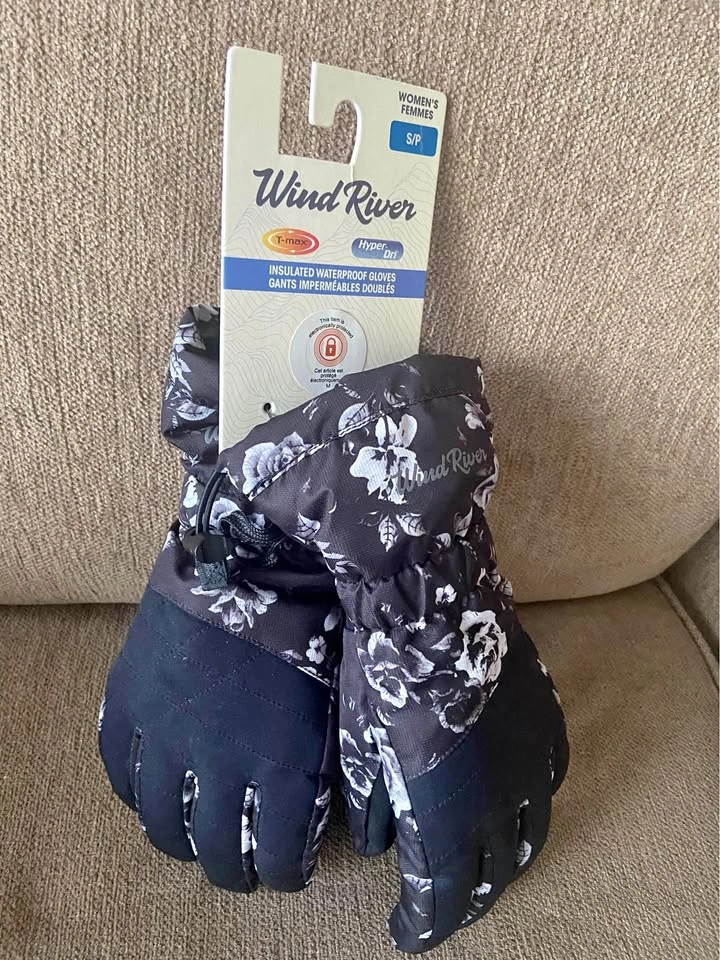 Windriver T-Max Insulated Waterproof Ladies winter gloves - size