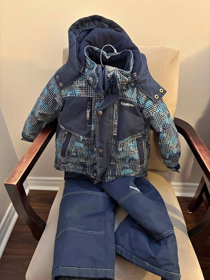 Size 3T winter jacket and snow pants set