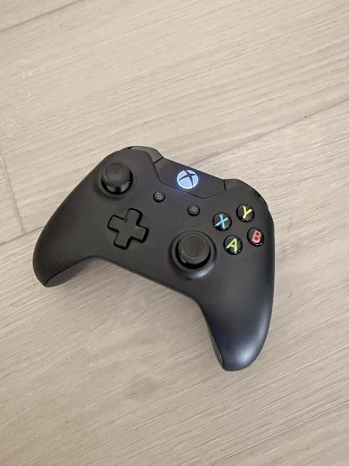 Genuine Xbox One Series S X Controller
