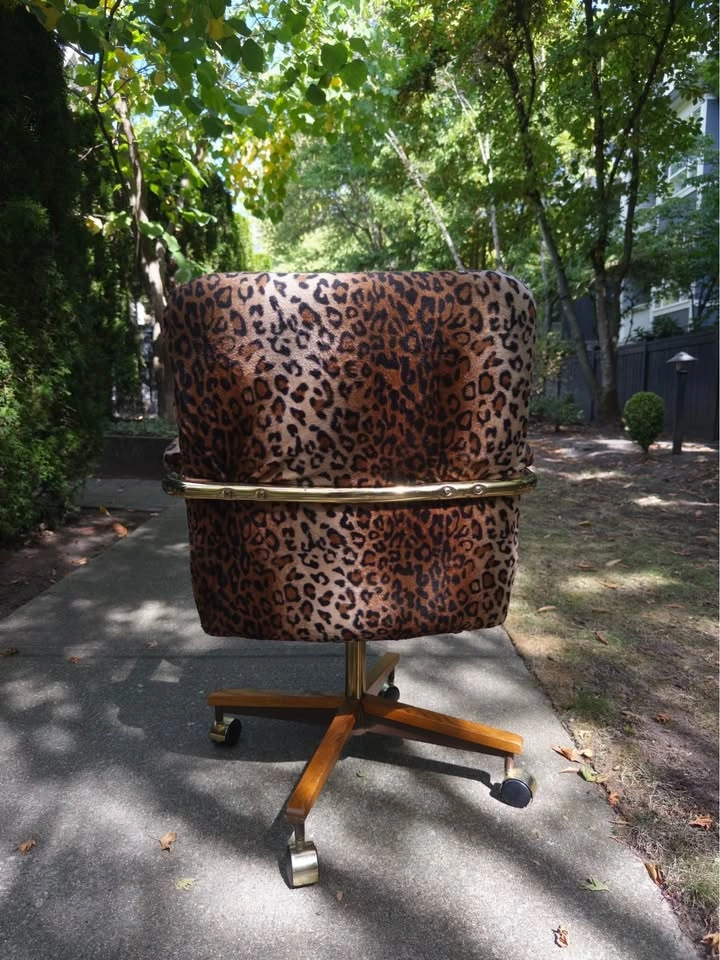 Vintage Leopard Print Office Chair - photo 2