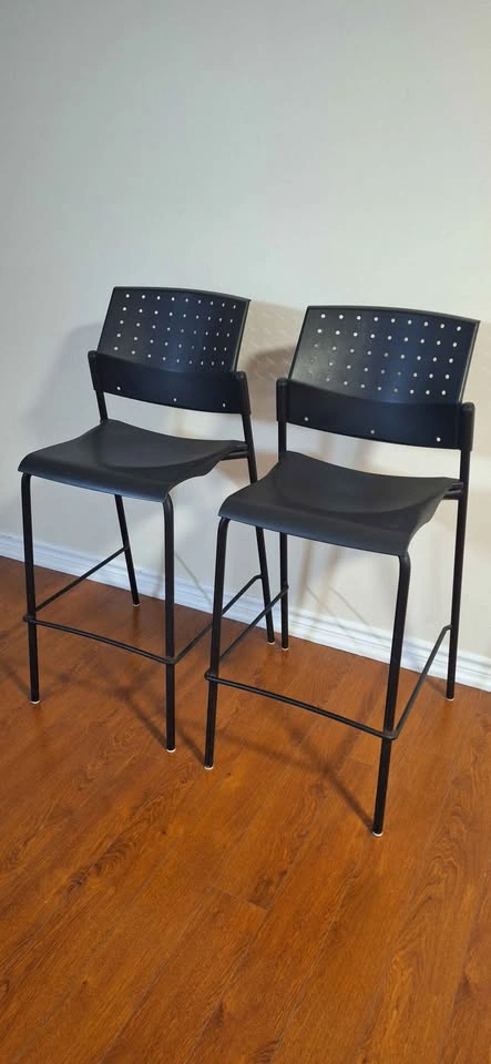 Pair of Black Bar Stools - photo 2