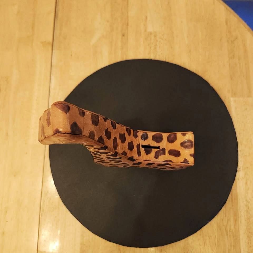 Georgie an Easy Acess Leather Giraffe Bank - photo 5