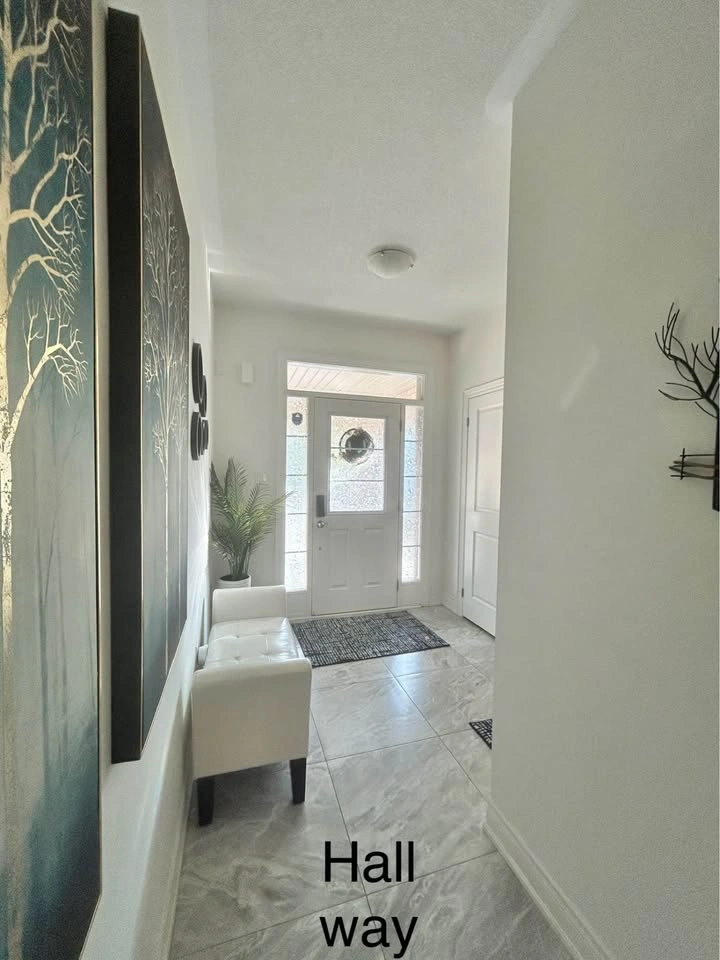 4 Beds 2.5 Baths House - photo 2