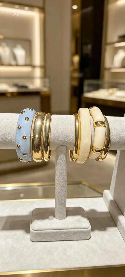 Chunky Acrylic Resin & Gold Stacking Bangles Set - photo 2