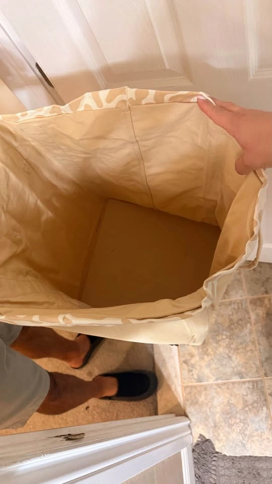 Kids storage bin/hamper - photo 3