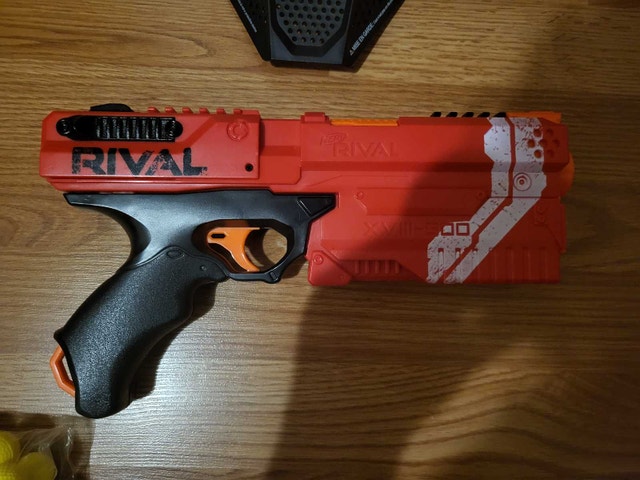 Red & Blue Nerf Rival Kronos Blasters, Masks & 50 Rounds - photo 3