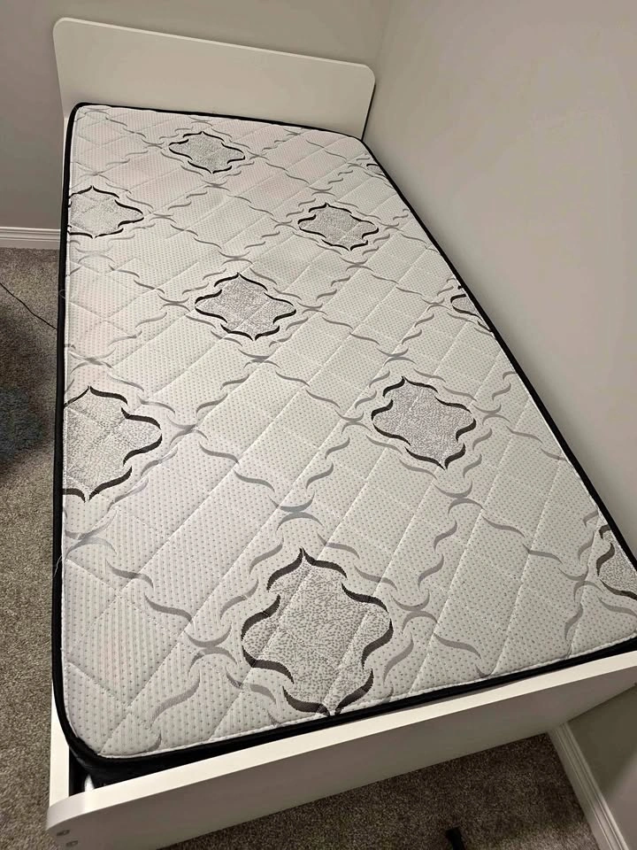 Springwall tight top Twin mattress