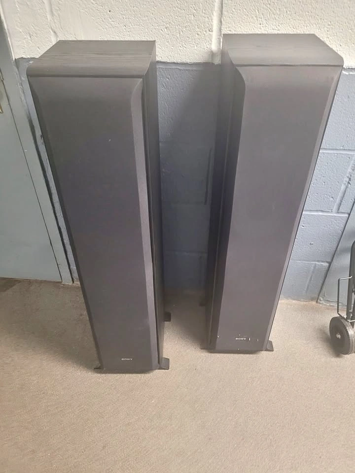 Sony SS-F7000 4-Way Floor Loudspeaker System