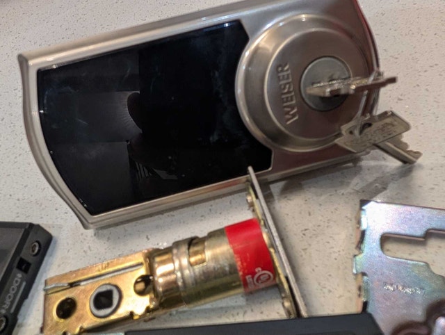Weiser SmartCode 10 Electronic Deadbolt (1) - photo 3