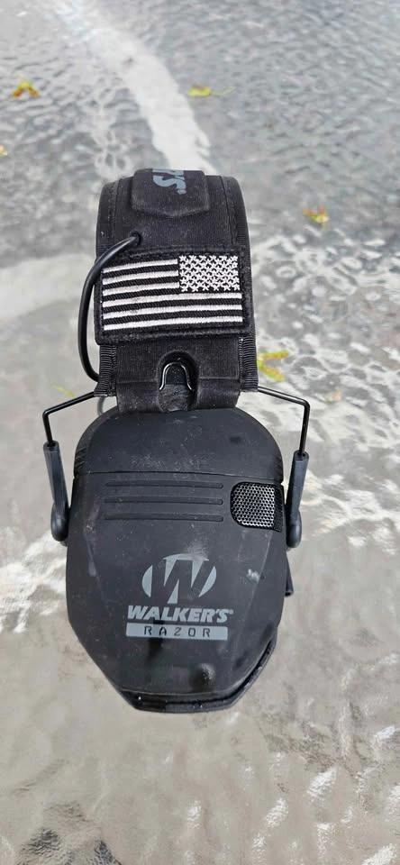 Used Walkers Razor Slim Electronic Muffs - photo 2