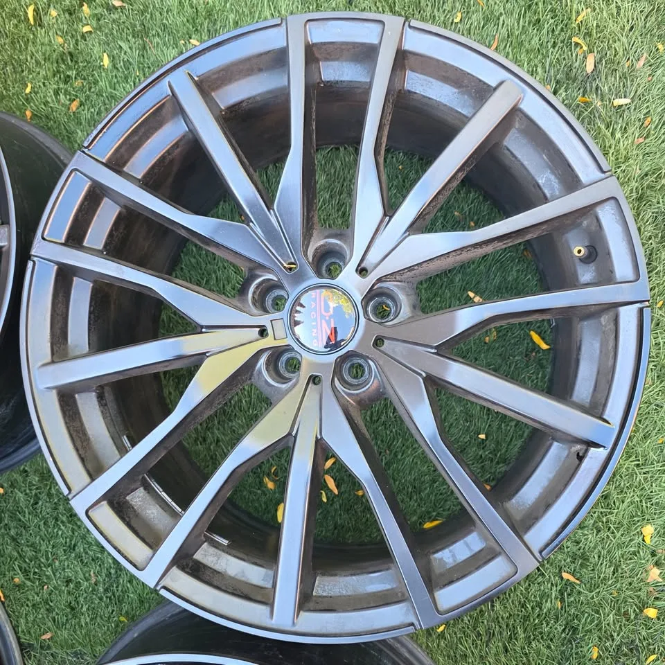 20 inch black alloy rims 5x112 image indicator(4)