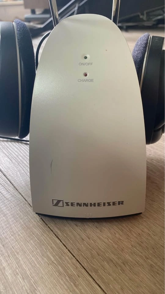 Sennheiser HDR 120 Wireless Headphones - photo 2
