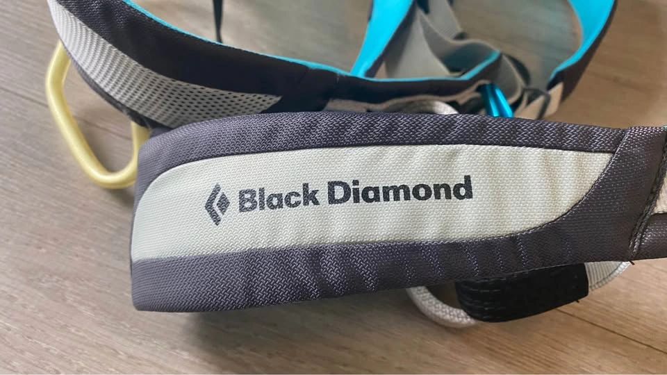 Black Diamond Primrose SA Climbing Harness (women’s size M) - photo 2
