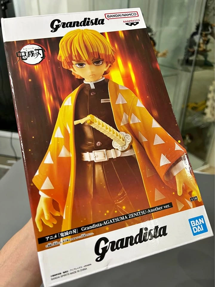 Demon Slayer Zenitsu Agatsuma Figure